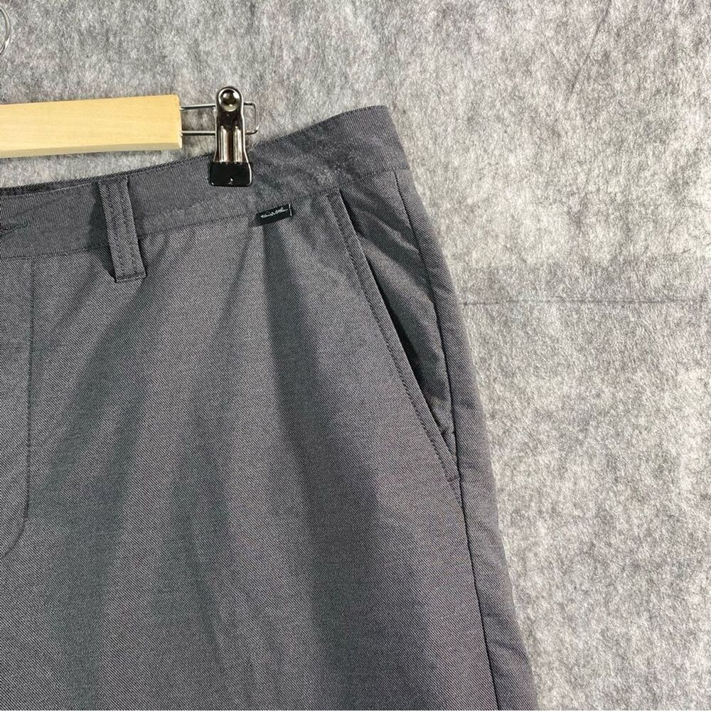 Travis Mathew Shorts Mens 36 Gray Golf Chino Performance Stretch Casual - Picture 5 of 11